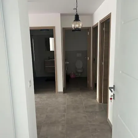 T3 Rez De Jardin Lucciana (Corsica)